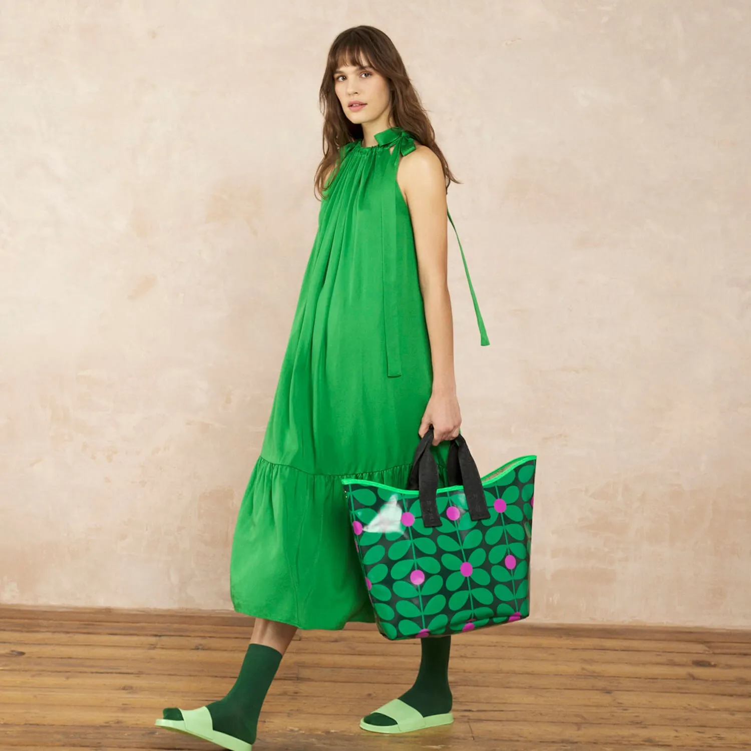 Carryall Large Tote - Sixties Stem Emerald