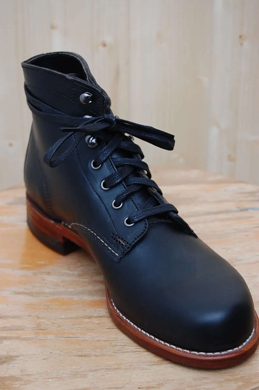 Wolverine 1000 Mile Boot Black